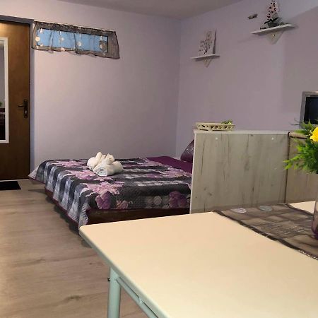 Comfy Studio Apartment By The Flower Market Warna Zewnętrze zdjęcie