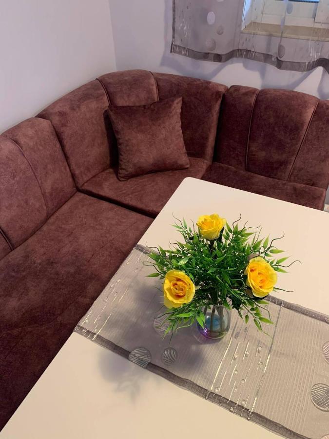 Comfy Studio Apartment By The Flower Market Warna Zewnętrze zdjęcie