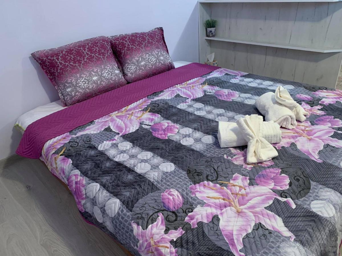 Comfy Studio Apartment By The Flower Market Warna Zewnętrze zdjęcie